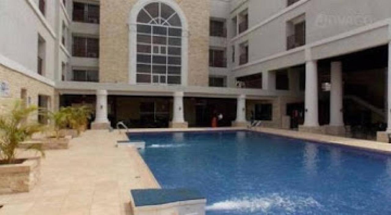 Room in Lodge - Full Moon Hotel Owerri Buitenkant foto