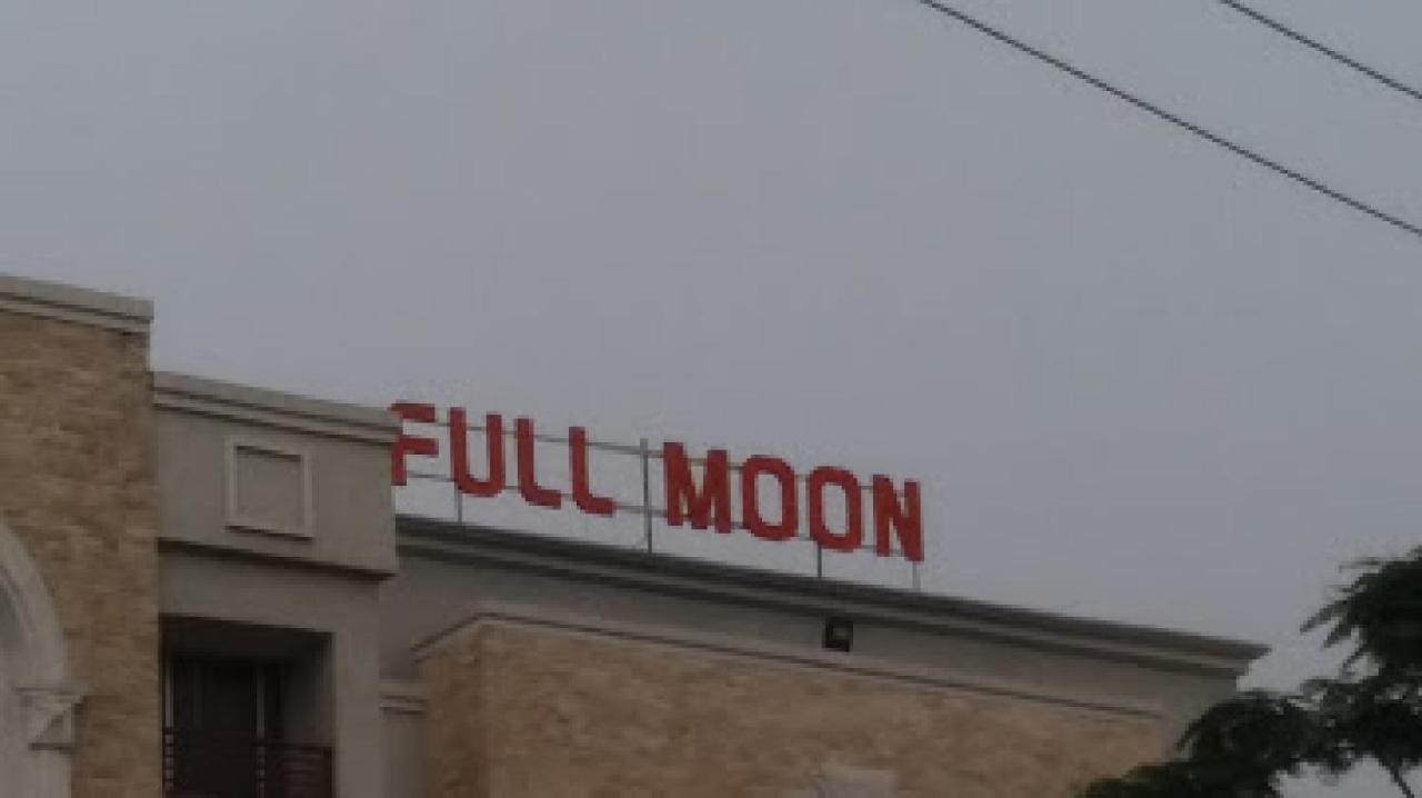 Room in Lodge - Full Moon Hotel Owerri Buitenkant foto